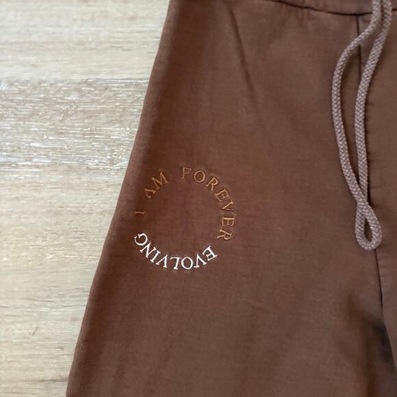 The Mayfair Group "I Am Forever Evolving" wide-leg sweatpants in brown - Picture 4 of 7